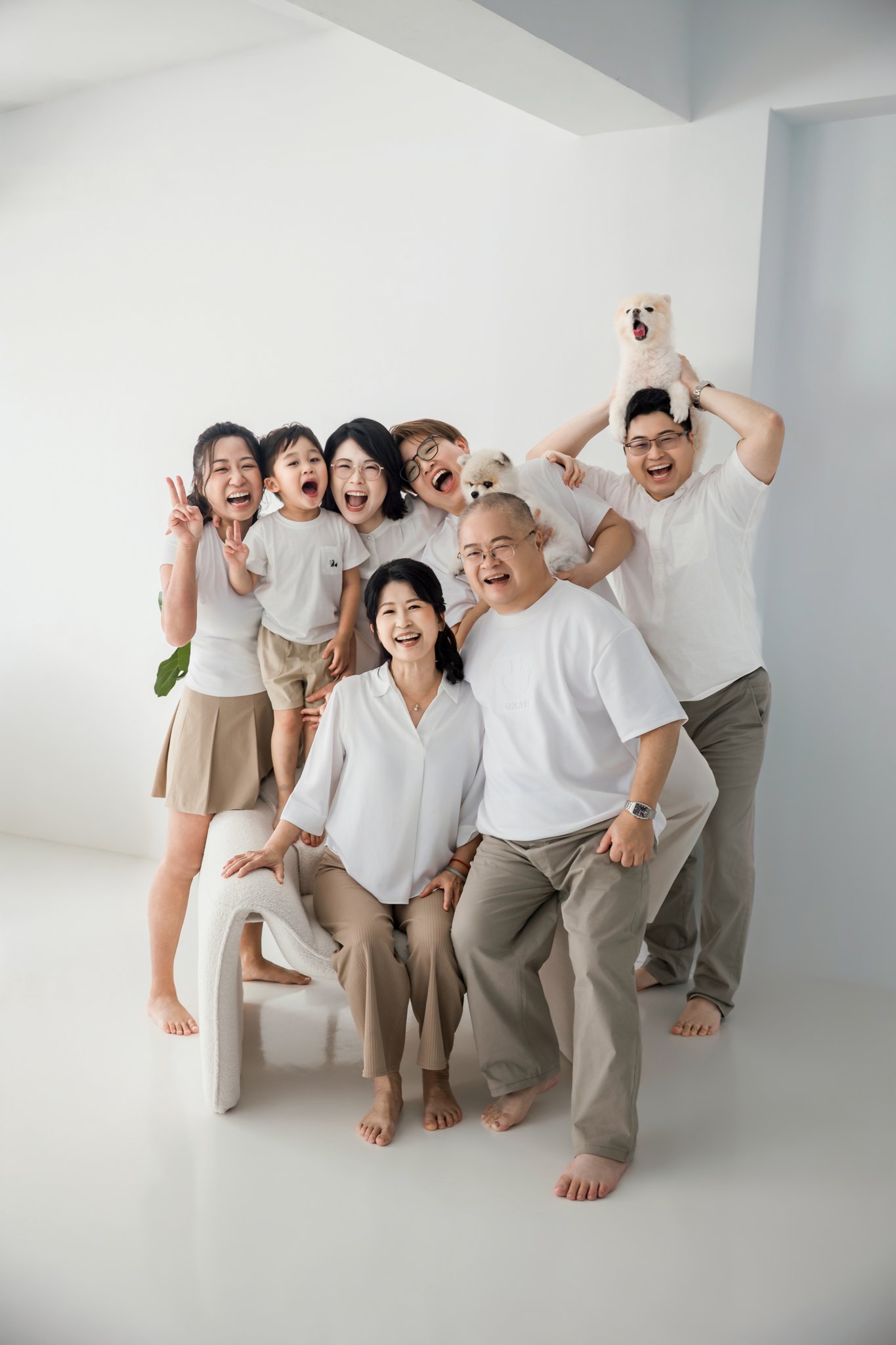拍攝尾聲的高雄全家福，一家人最自然的收尾合影